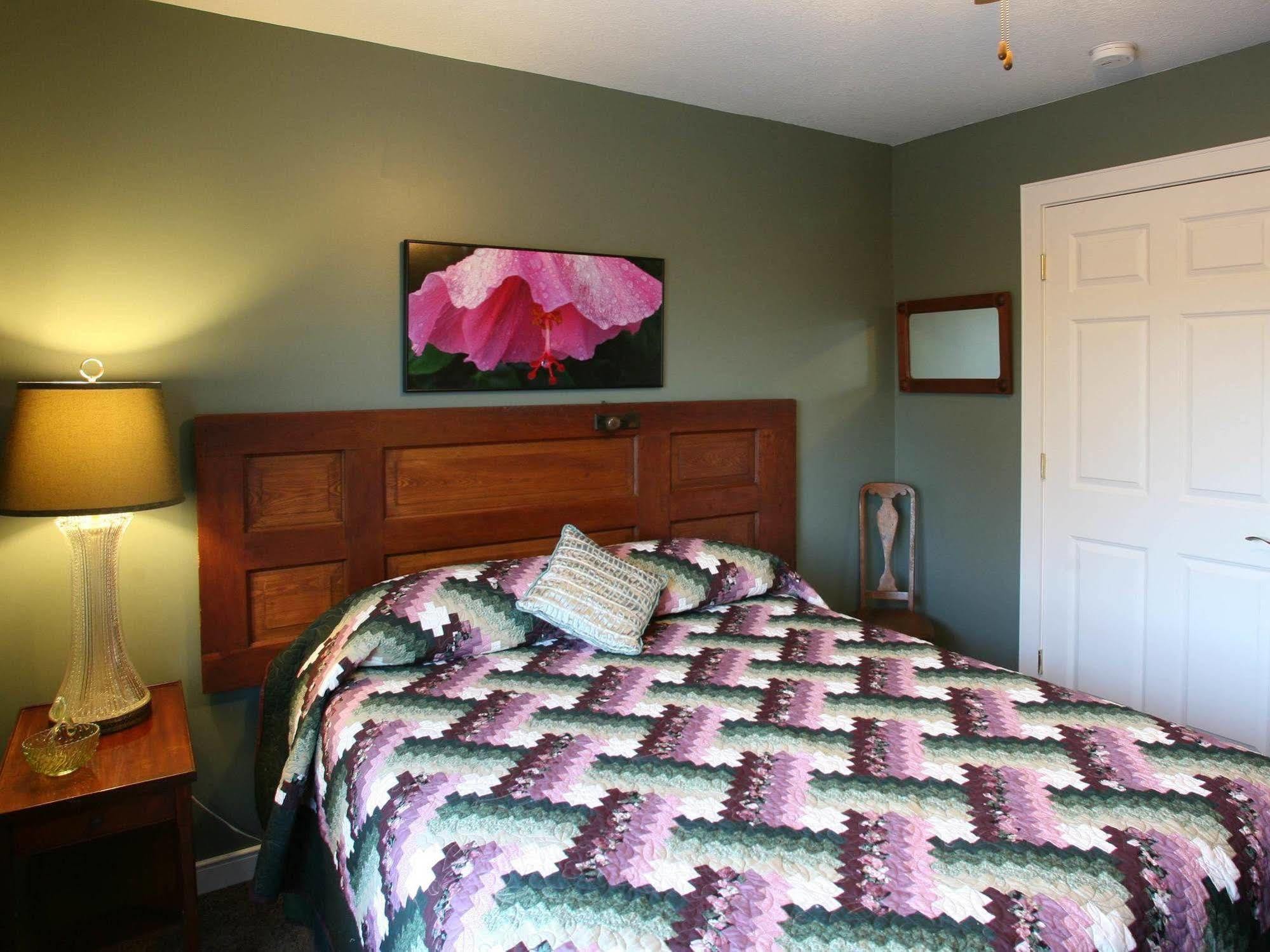 Sweetfern Inn (Adults Only) Clare Buitenkant foto